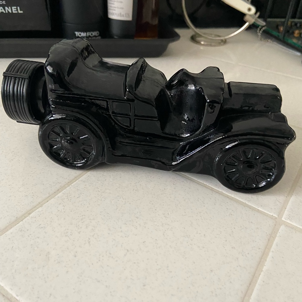 Avon Vintage Bottle Black Glass Model T Car After Shave.